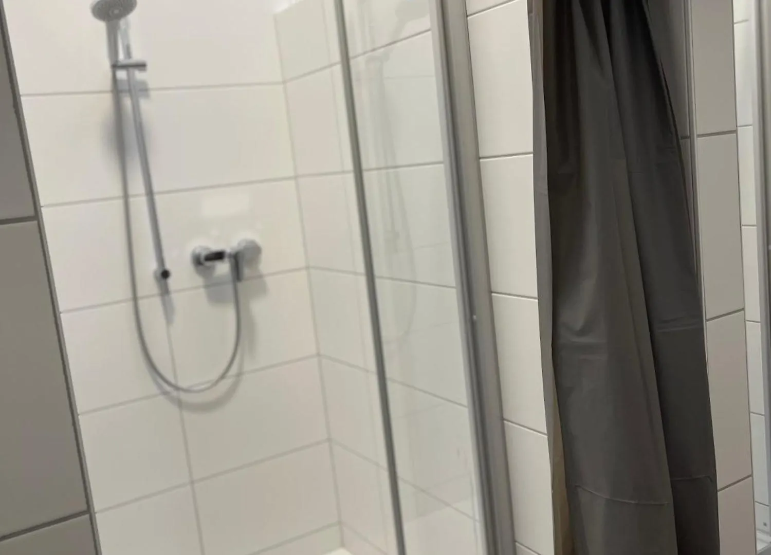 Kavkaz Restaurant & Hotel Lohmar 0*,